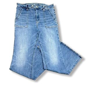 American Eagle, high rise flare leg, size 14 jeans.